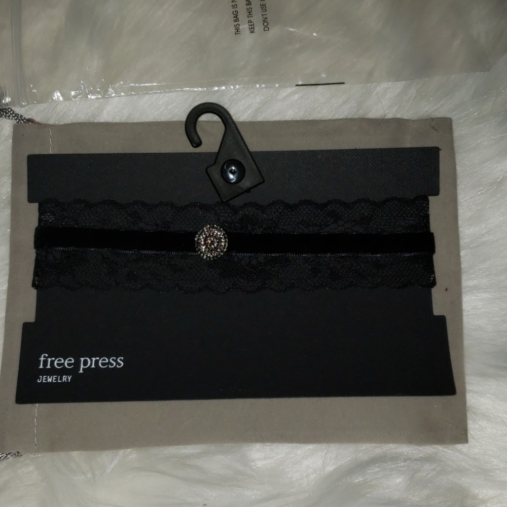 Lace Chocker Necklace